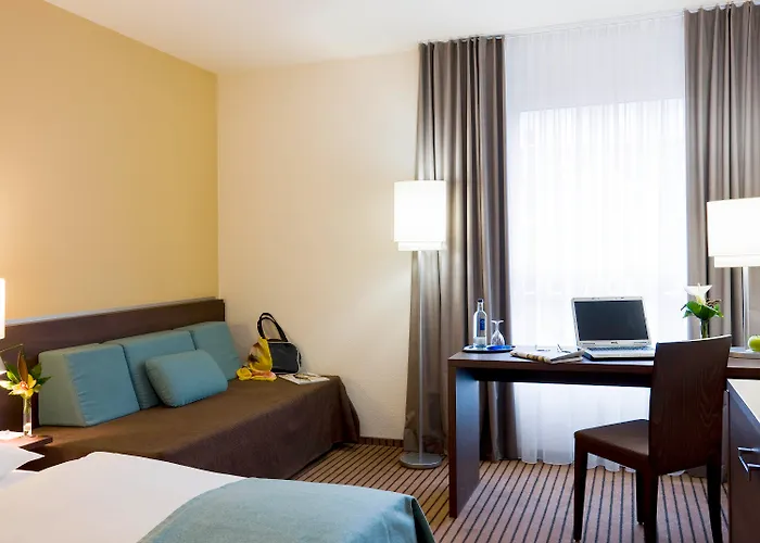 Hotel Mercure Neuperlach Sued 4*