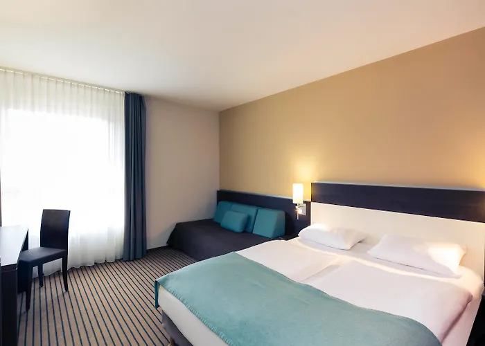 Mercure Neuperlach Sued 4*