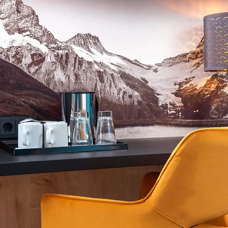 Mercure Neuperlach Sued 4*