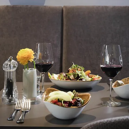 Mercure Neuperlach Sued 4* München