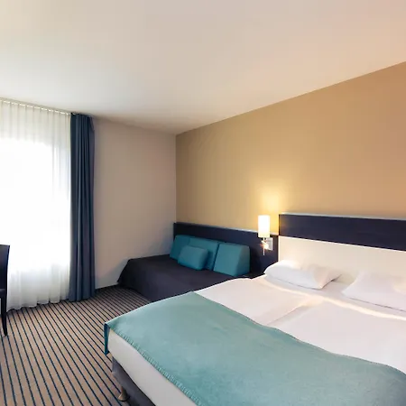 Mercure Neuperlach Sued 4*