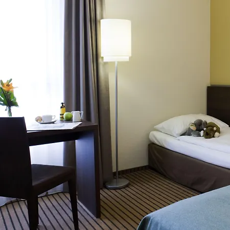 Mercure Neuperlach Sued 4*