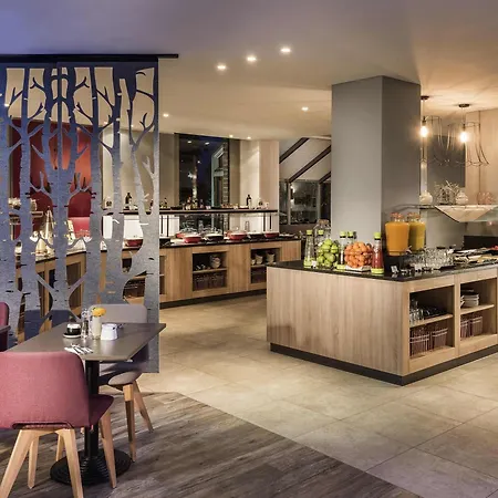 Mercure Neuperlach Sued Otel 4*