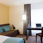 Hotel Mercure Neuperlach Sued 4*