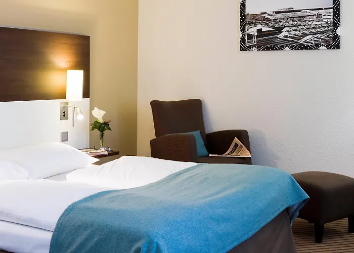 Mercure Neuperlach Sued 4*